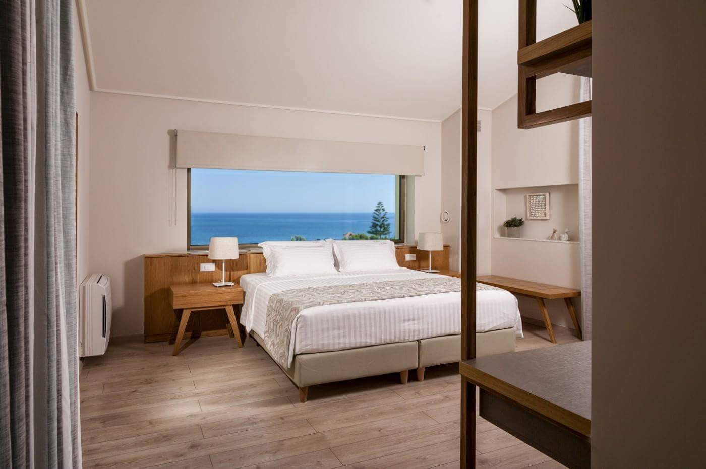 Villa Helios: Where Luxury Meets the Cretan Sun