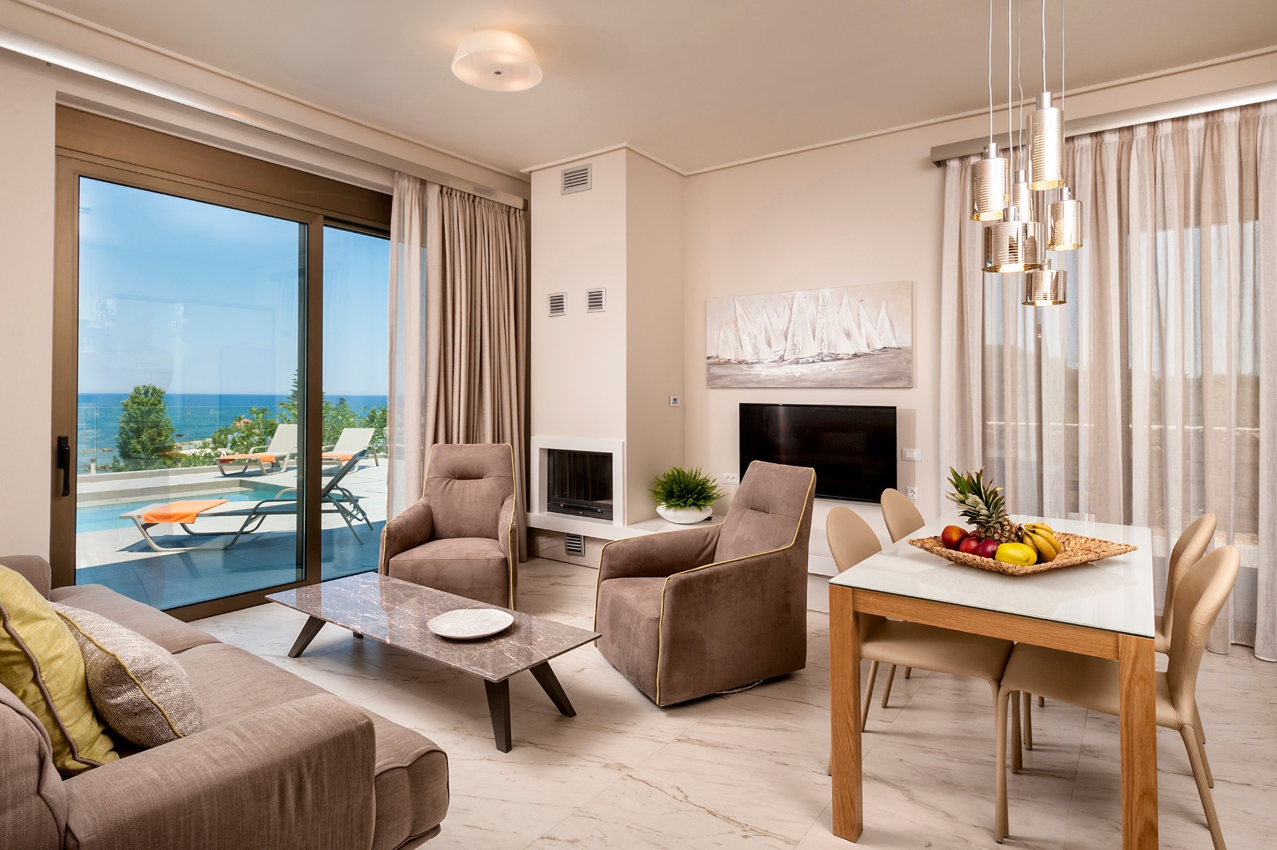 Villa HELIOS is 135 sq. m and can accommodate 6 people.
