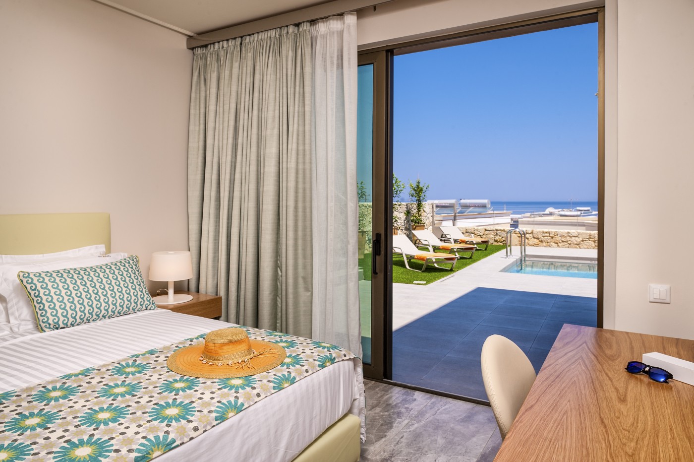 Villa Avgi – Luxury Redefined by the Glow of Morning Sun